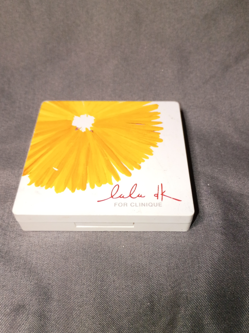Clinique Lulu DK Yellow Floral Compact Eyeshadow Trio Case